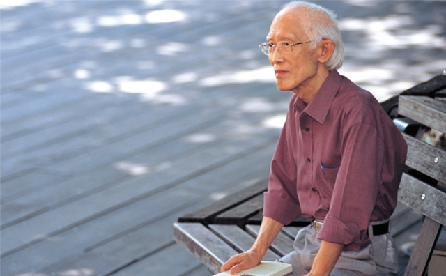 余光中 (1928-2017)