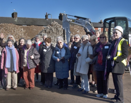 不讓姐妹孤單老去,倫敦50+獨身女子社區New Ground_img_2