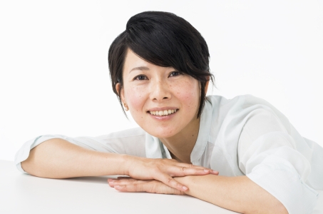 簡單就好看!熟齡髮型3大重點:瀏海、分線、立體感_img_1