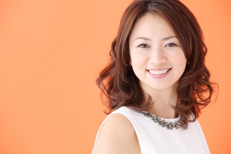 簡單就好看!熟齡髮型3大重點:瀏海、分線、立體感_img_2