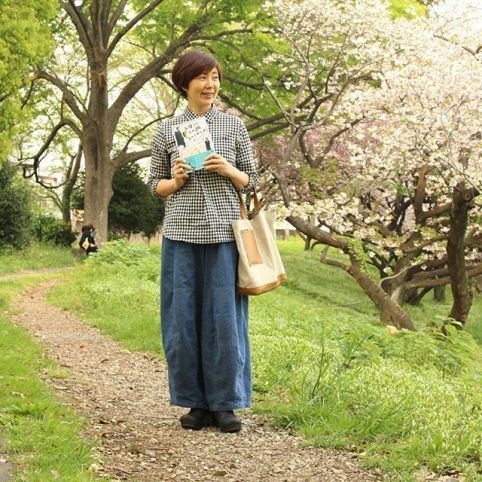 毒舌女兒是媽媽最好的時尚教練,日本55歲主婦穿搭日記_img_7