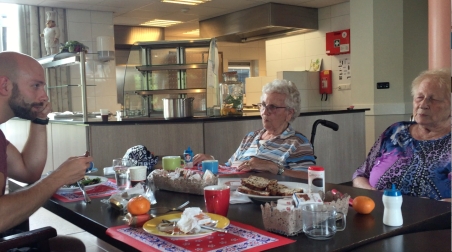 住養老院怎麼High?兩個台灣醫學院學生在歐洲安養機構學到的一課_img_6