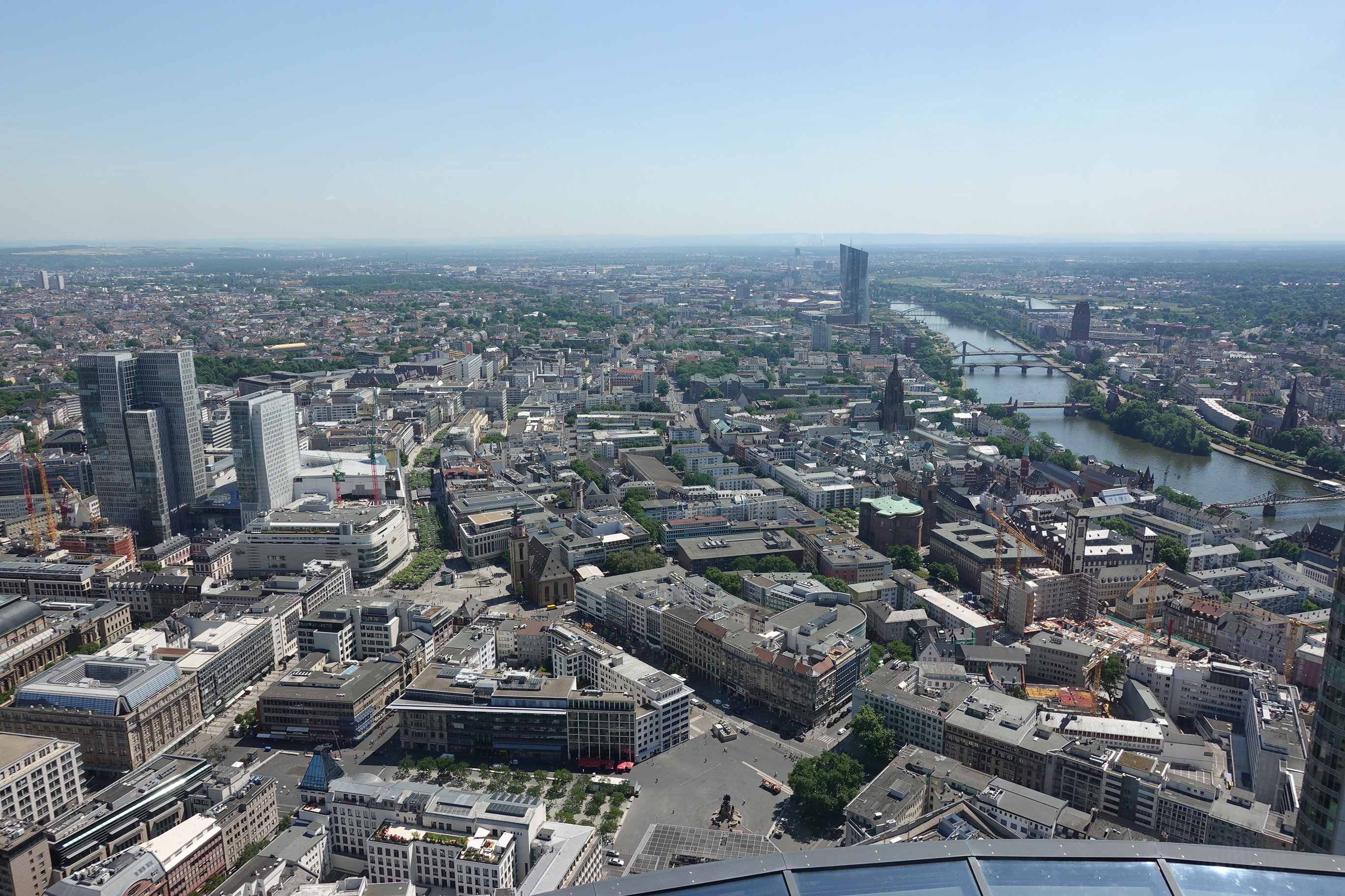 【梁旅珠專欄】書店、咖啡、文豪故居，法蘭克福文青散步_img_2