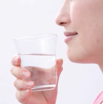 避免老後嗆到!現在開始5種喝飲料訓練,強化喉嚨與舌頭肌_img_3