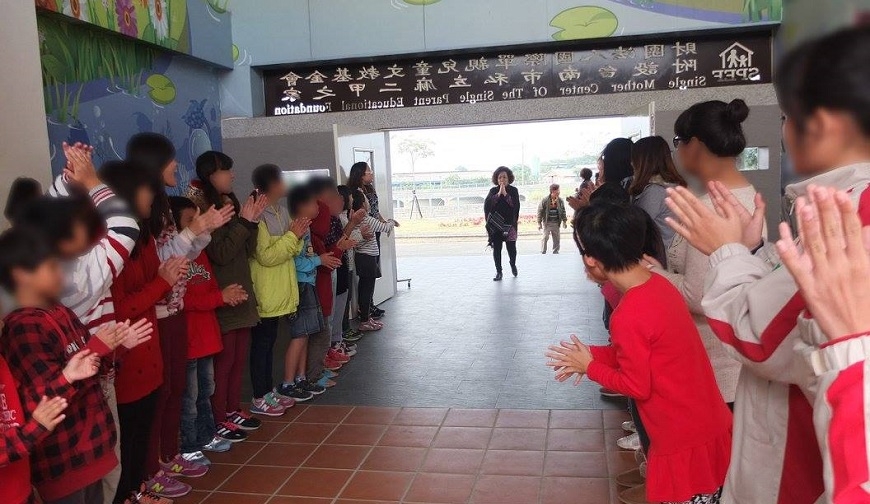 生活都是磨難？黃越綏笑看：所以50歲後人更要幽默啊_img_3