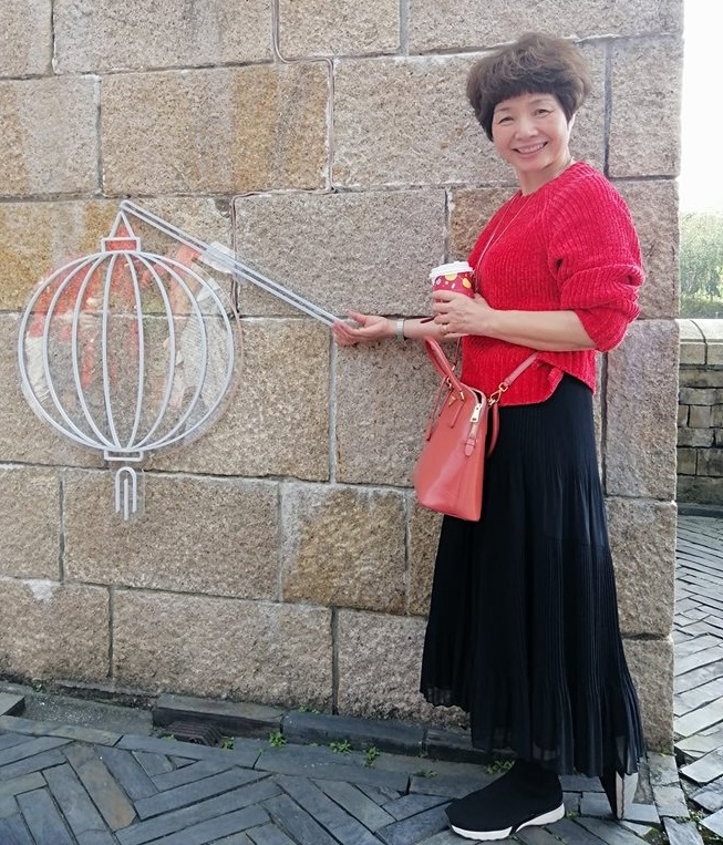 穿出溫暖與自信的紅!50+讀者穿搭故事分享_img_7