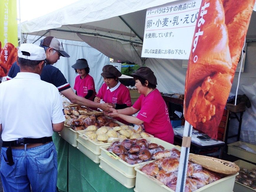 時間多就是優勢!日本社福機構「百年草」雇爺奶做火腿麵包_img_1