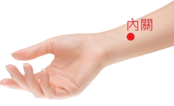 【杜丞蕓專欄】為何女人比男人愛操煩？按對3穴位避免「氣滯血虛」_img_2