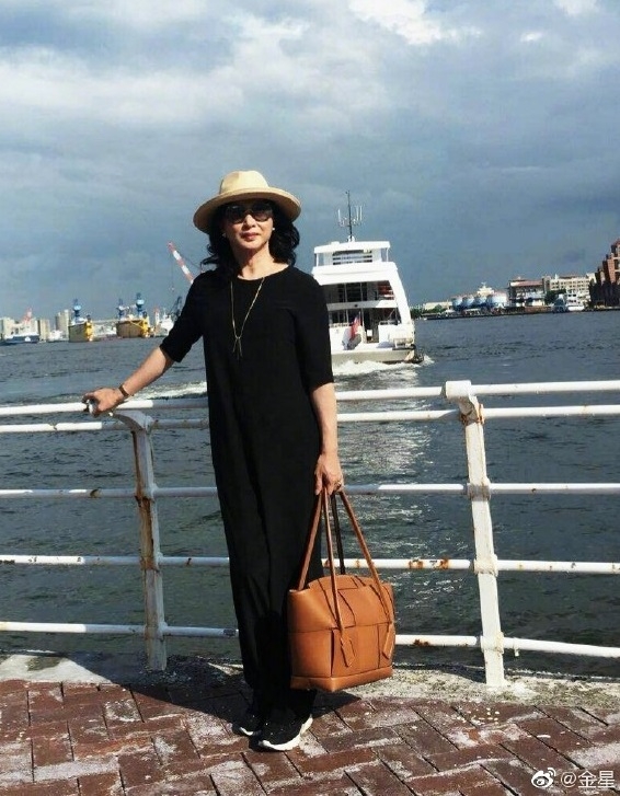 【高愛倫專欄】魅力不靠他人，而是自我的「足夠」—中國舞蹈家金星傳奇_img_2