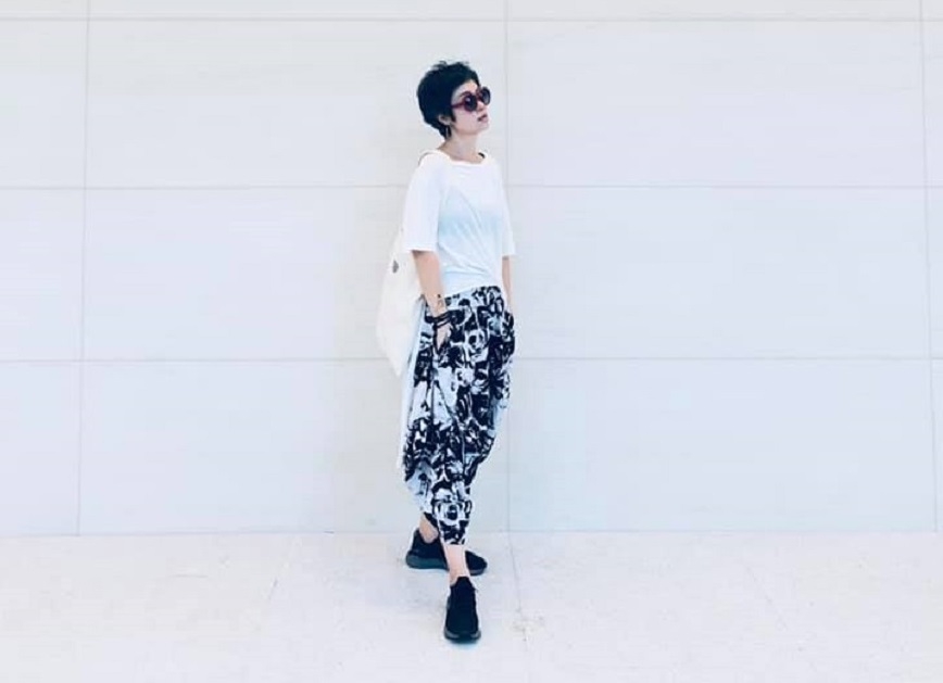 清爽、乾淨又為肌膚打光，50+的夏日白色衣服穿搭指南_img_2