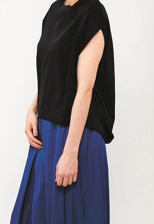 襯衫該合身還是寬鬆？包包什麼顏色好？4穿搭技巧，達成「輕時髦」_img_12