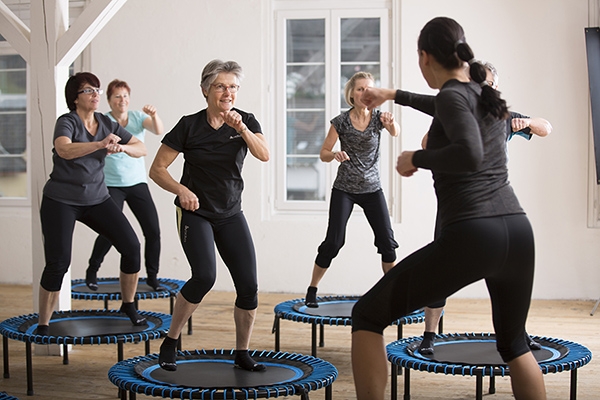 把肌力跳回來！國外流行的彈跳運動，在家中用跳躍鍛鍊全身肌肉_img_1