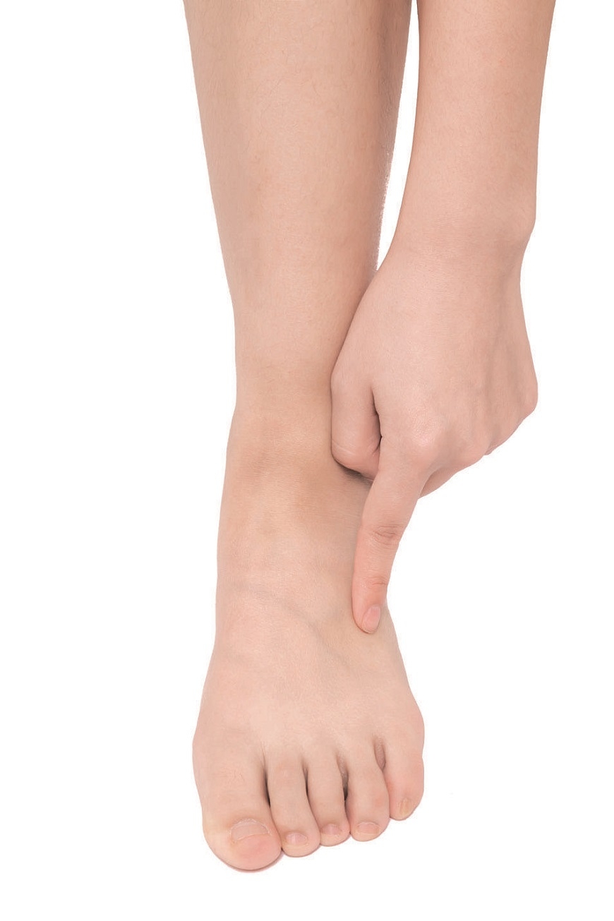 頸紋最易洩漏年齡！中醫：按身體8穴道通氣血，讓頸部變年輕_img_8