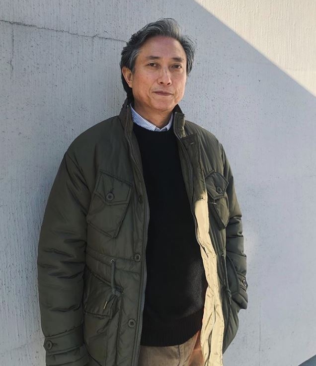 襯衫、T恤、牛仔褲怎麼選?50後熟男質感穿搭:選對8樣單品,小改變就很有型_img_5