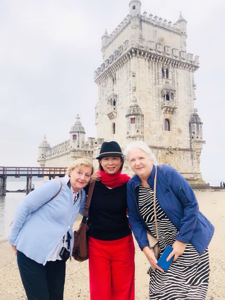 2020年代表色經典藍，如何穿出優雅感？50+讀者的藍色穿搭故事_img_4