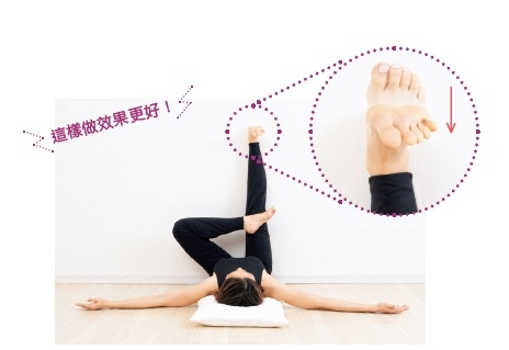 膝蓋彎會顯老！每天躺著伸展60秒，改善膝痛腰痛還防跌倒_img_5