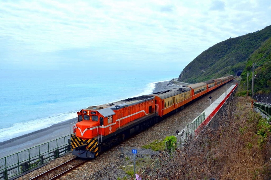 台灣特色鐵道之旅！5處秘境車站＋古董蒸汽火車、郵輪式列車特色行程推薦_img_5