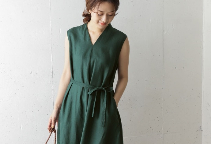 夏日穿無袖怎麼顯瘦?6個穿搭技巧,上半身不魁梧、手臂變秀氣_img_6