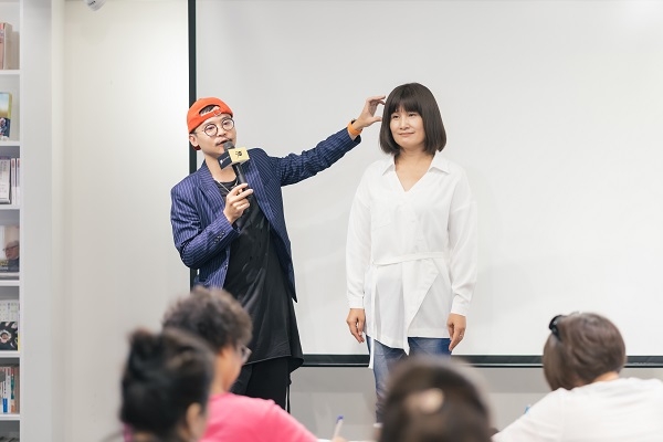 顏色對了就優雅！從髮色、妝容到穿搭 找出最適合的自己_img_2