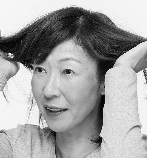 怎麼吹頭髮,看起來更年輕?日本髮型師:加點手部技巧,是否有型就差很多_img_8