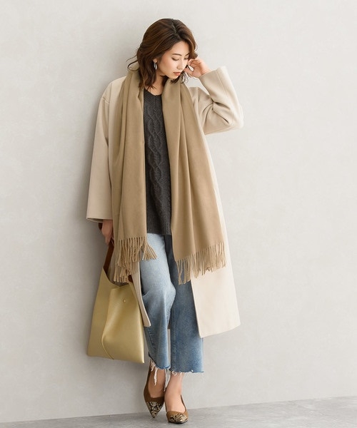 善用圍巾，讓秋冬衣著展現優雅感！讓造型更加分的選色技巧與4個穿搭小秘訣_img_2