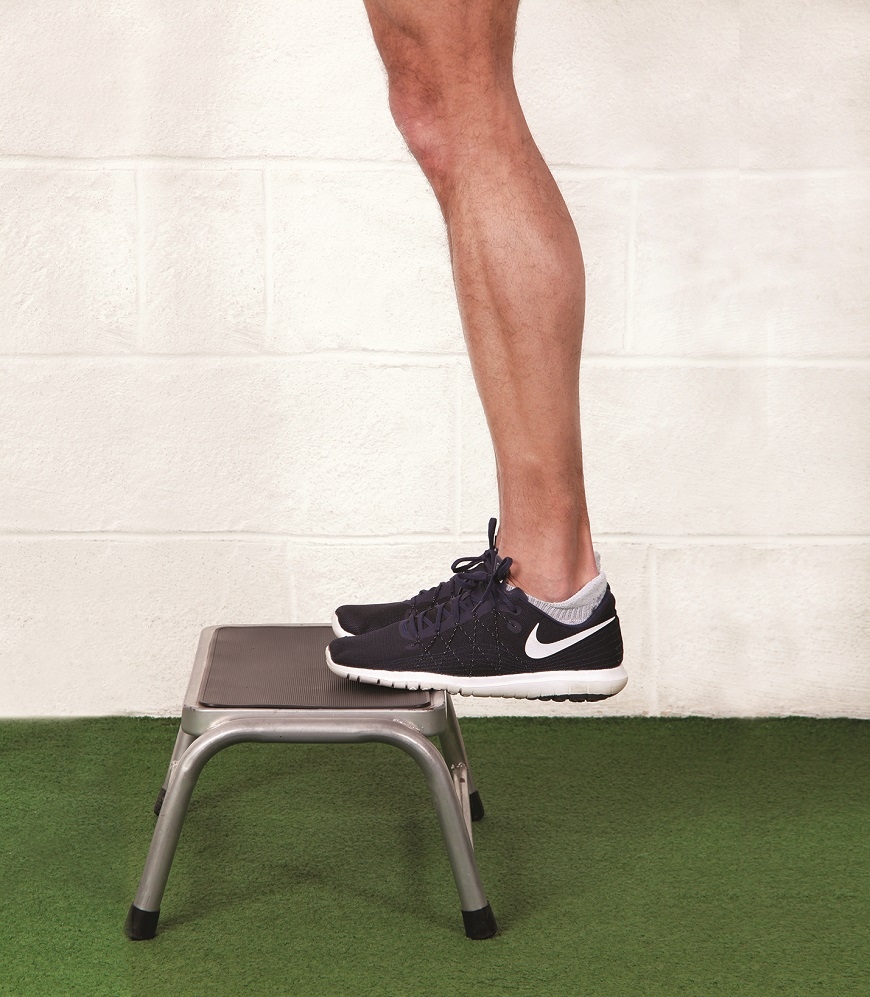 久坐、動太多害你膝蓋痛！50後必知：護膝要放鬆髖部，3動作讓雙腿更穩_img_9