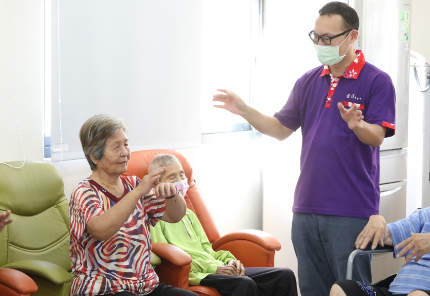 全台第一個失智友善社區！屏東縣樂智園區：從小綠人、放椅子就要開始變_img_5