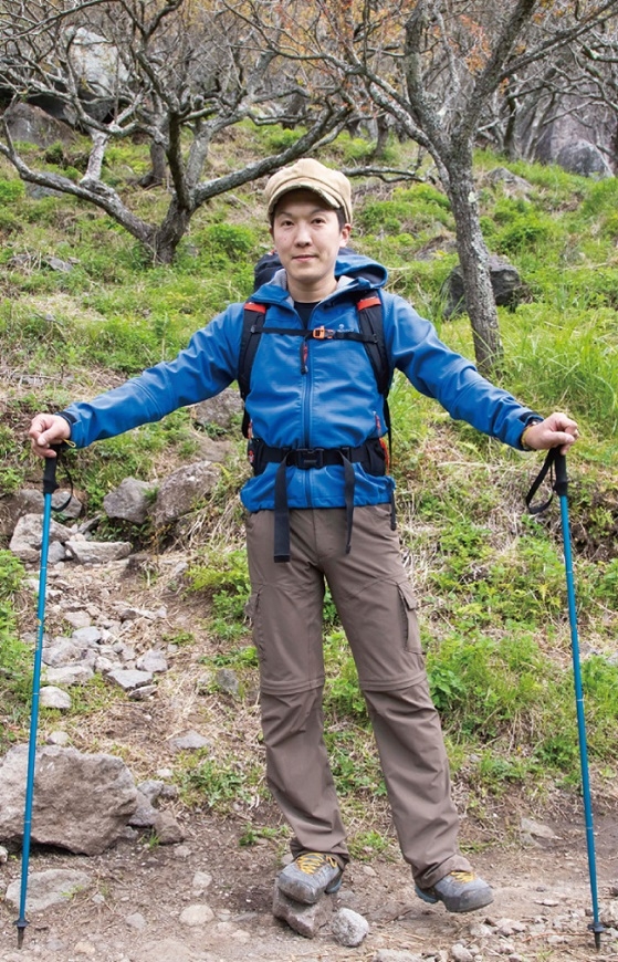 如何爬山才燃脂又保護膝蓋？教練傳授：上下坡步行與使用登山杖的正確方法_img_12