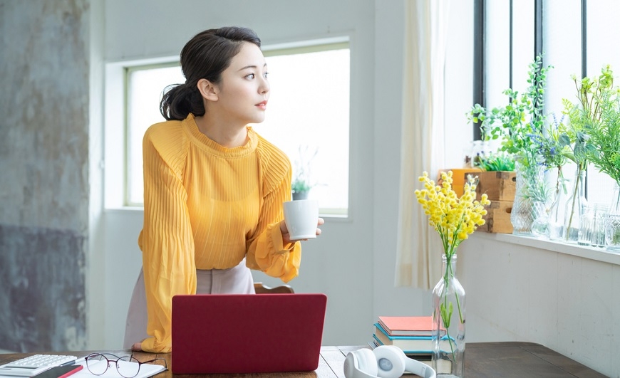 打扮別太用力才優雅!日本大人時尚潮流,怎麼穿出「不經意感 」之美?_img_3