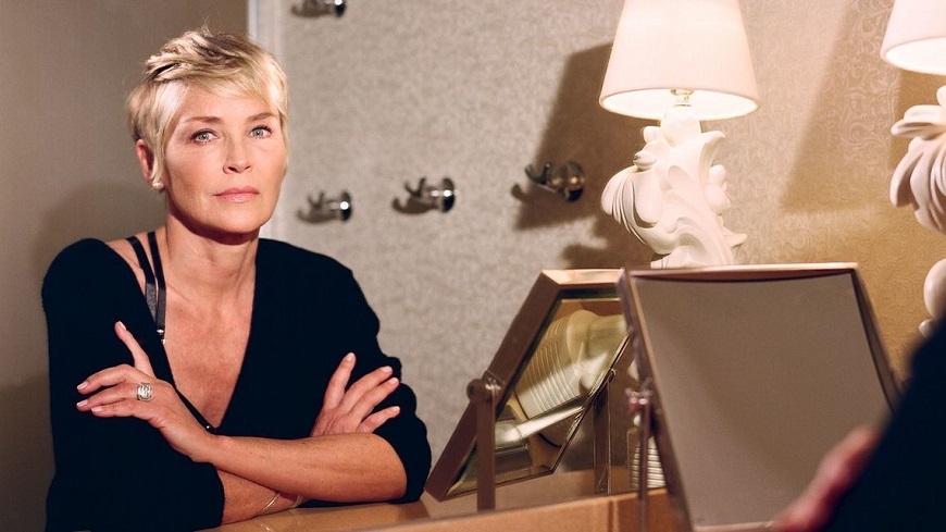 超過60歲依然是好萊塢女神！莎朗史東：中年以後的性感，來自喜歡自己與充滿好奇心_img_4