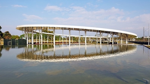 春天賞花!屏東小旅行:縣民公園在水一方的浪漫,佐眷村懷舊味與創新_img_3
