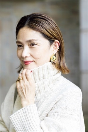 向時尚路人學穿搭！50歲到70歲的日本熟齡女子街拍_img_1