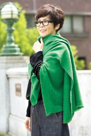 向時尚路人學穿搭！50歲到70歲的日本熟齡女子街拍_img_5