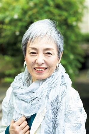 向時尚路人學穿搭！50歲到70歲的日本熟齡女子街拍_img_7