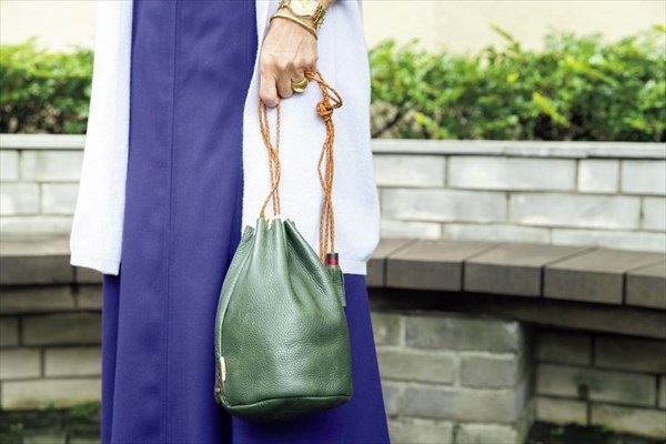 向時尚路人學穿搭！50歲到70歲的日本熟齡女子街拍_img_10