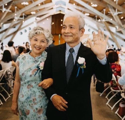 50後不染髮，髮型如何優雅好看？50+讀者白髮造型分享_img_2