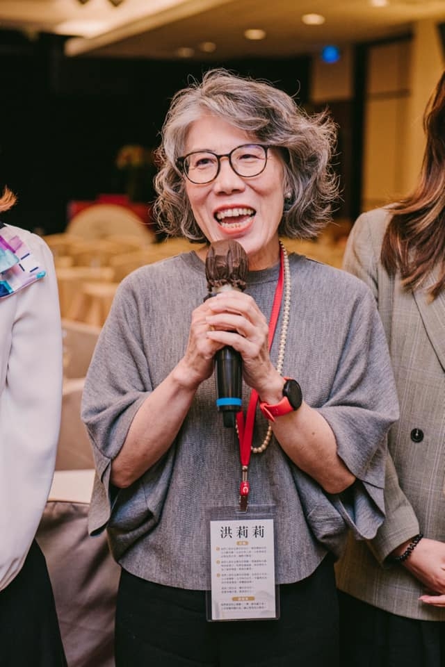 50後不染髮，髮型如何優雅好看？50+讀者白髮造型分享_img_3