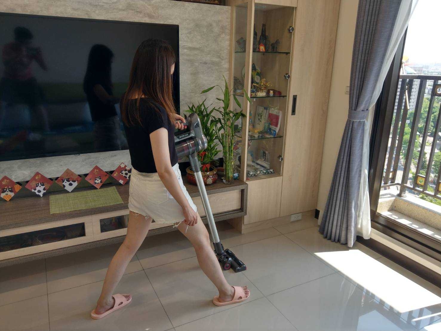 做家事也能練肌力！澆花、拖地、曬衣加1個動作，就能防止老後跌倒_img_3