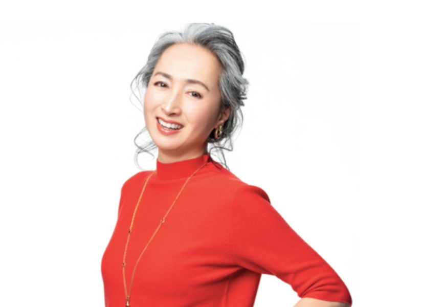 47歲開始不染髮！日本主播近藤智：我不反對美魔女，但女人應有「不努力也可以」的選項_img_1