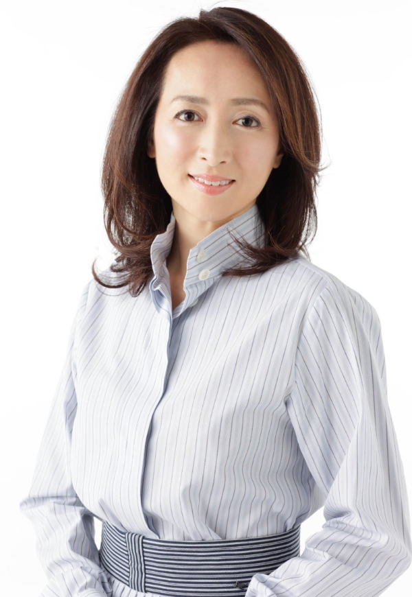 47歲開始不染髮！日本主播近藤智：我不反對美魔女，但女人應有「不努力也可以」的選項_img_2