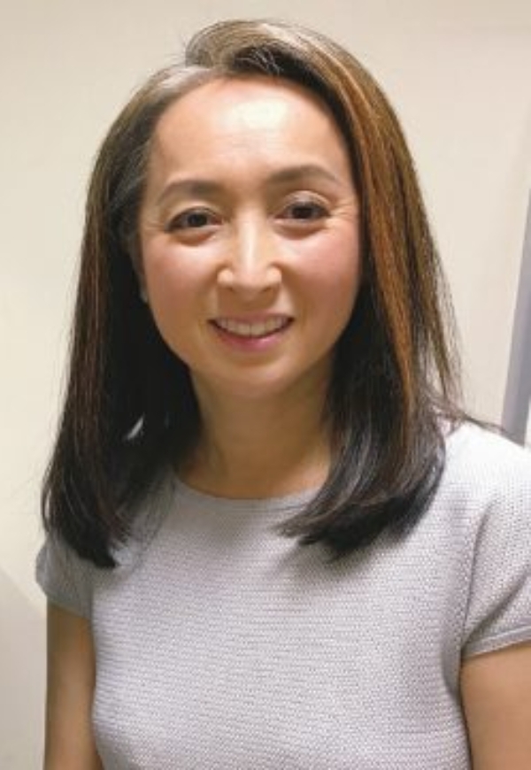 47歲開始不染髮！日本主播近藤智：我不反對美魔女，但女人應有「不努力也可以」的選項_img_3