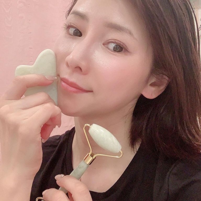 用洗米水洗臉,52歲擁有好膚質!日本美魔女水谷雅子的6個美容秘訣_img_1