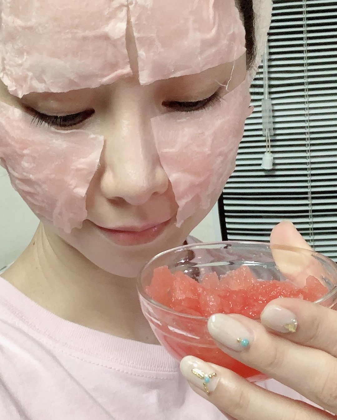 用洗米水洗臉,52歲擁有好膚質!日本美魔女水谷雅子的6個美容秘訣_img_3