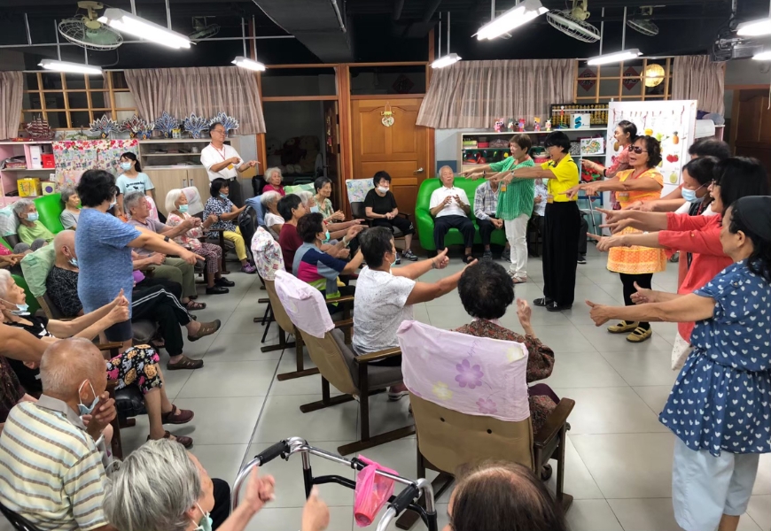 把才藝變成工作！嘉義市培訓不老生涯規劃師，幫熟齡族當經紀人找舞台_img_2