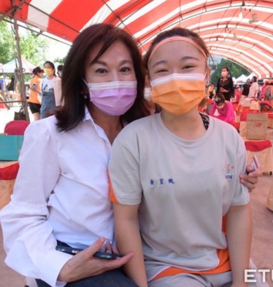 女強人的中年後體悟!東森執董邱佩琳:快樂是自在做自己,也溫柔照拂他人_img_4