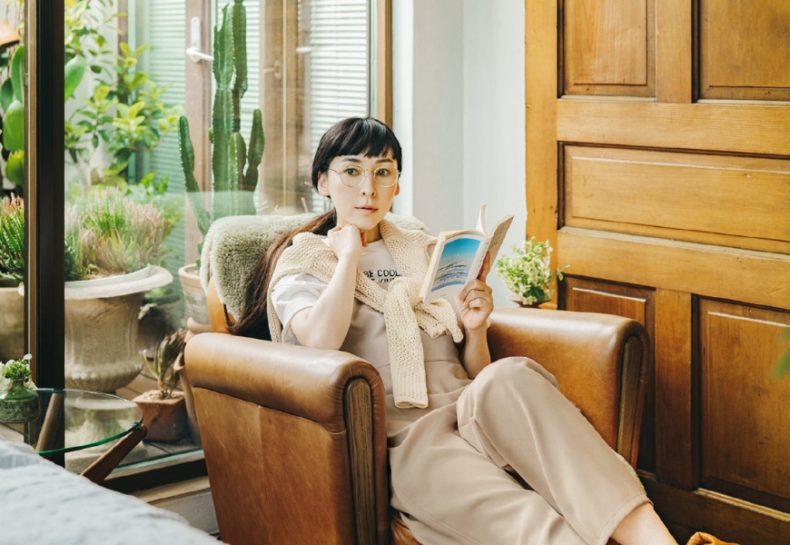 時尚也能舒適自在！日本GU推熟齡專屬風格線，6套穿搭示範_img_5