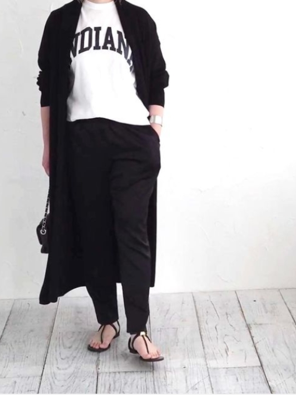 穿對衣服，可以讓小腹消失！日本YouTuber Kanako 40歲後的顯瘦穿搭_img_3