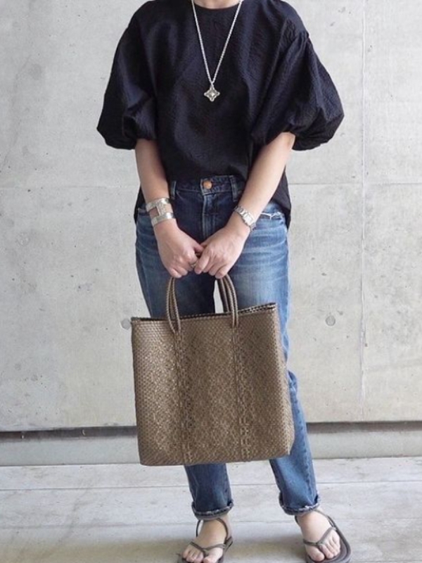 穿對衣服，可以讓小腹消失！日本YouTuber Kanako 40歲後的顯瘦穿搭_img_4