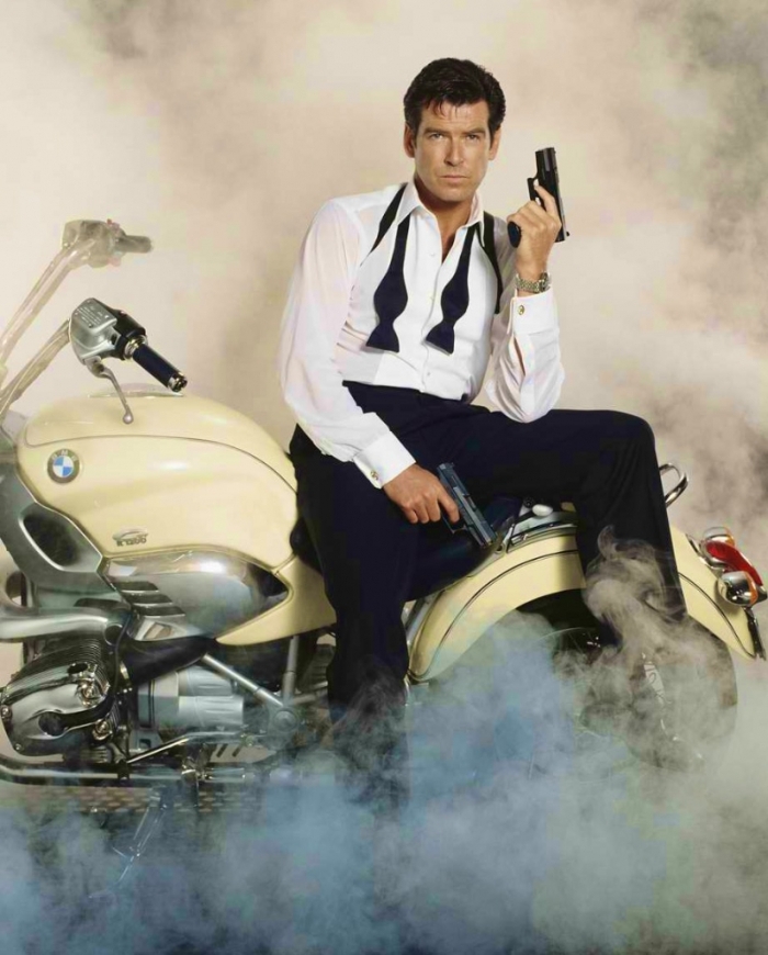 一起變胖變老是幸福!皮爾斯布洛斯南:完美的一天,是看書、和老婆共進午餐、傍晚一起喝香檳_img_1