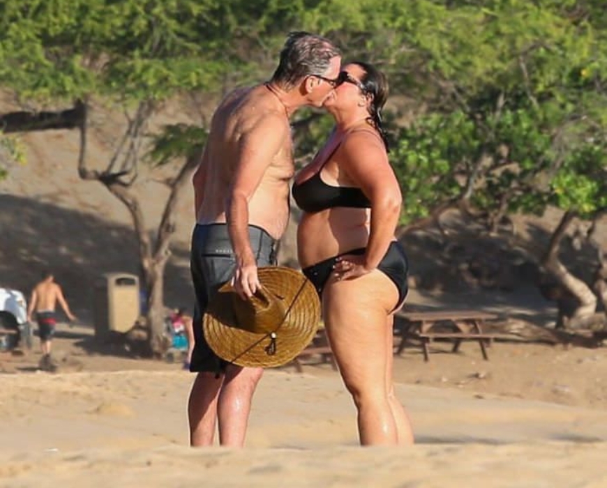 一起變胖變老是幸福!皮爾斯布洛斯南:完美的一天,是看書、和老婆共進午餐、傍晚一起喝香檳_img_4